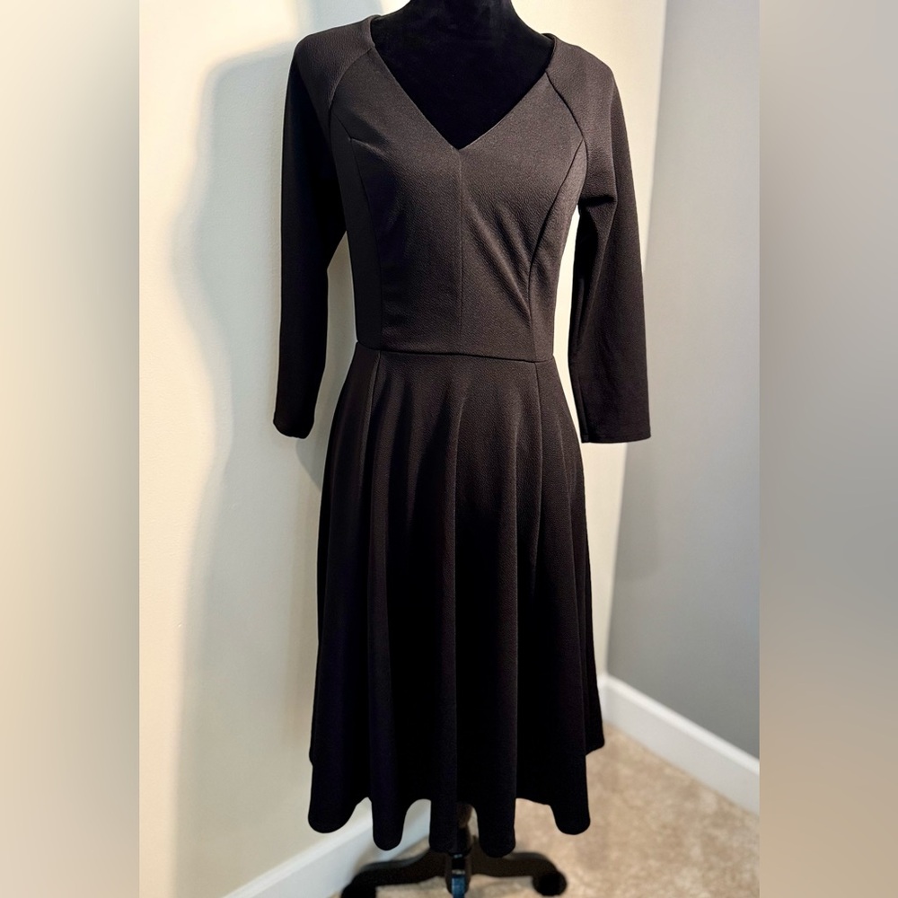 ModCloth Elegant Black‎ V-neck dress